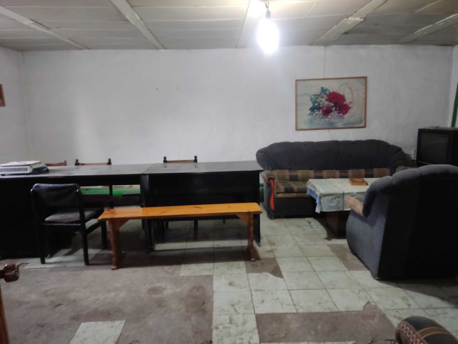 Продается дом без ремонта .