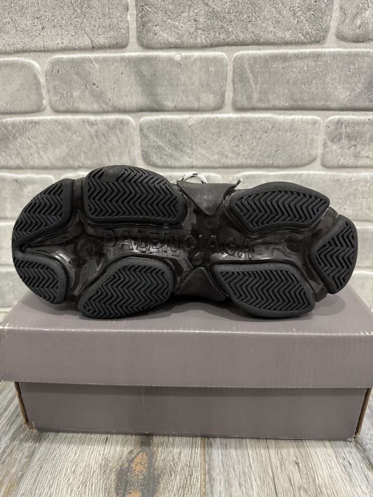 Balenciaha Triple S Black Clear Sole 38-45