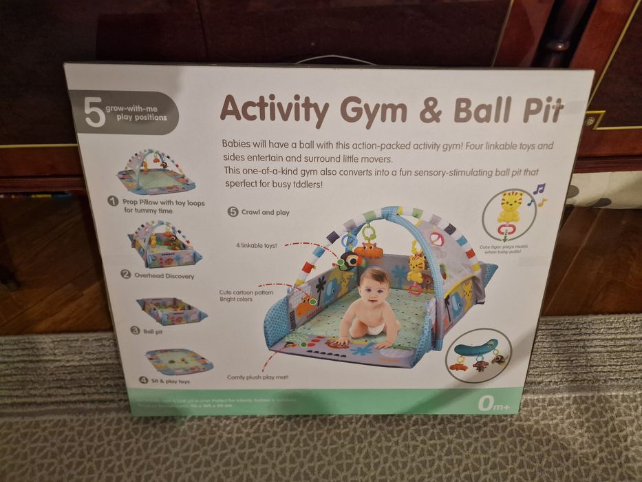 Коврик Activity Gym and Ball Pit, 110 и 100 и 50см