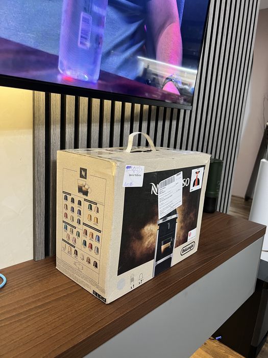 Nespresso - Pixie, C62-EUTINE-S, 19 bar, 0.7 l, Titan