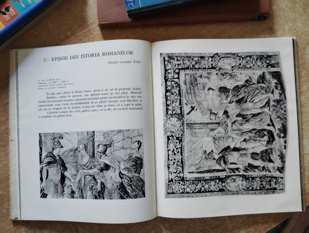 Vând catalog de expozitie  tapițerii Francezeze