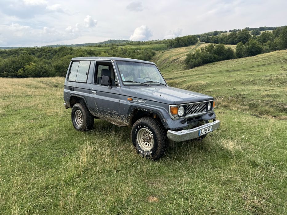 Toyota Land Cruiser 70