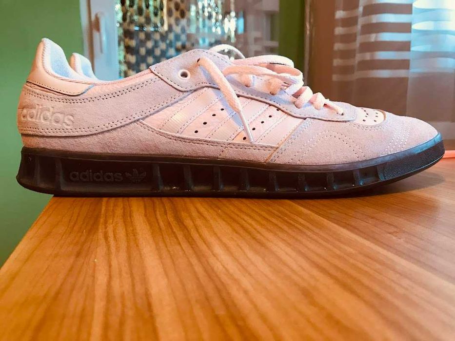 Маратонки ADIDAS