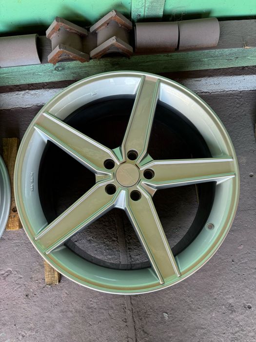 Jante Volkswagen / Audi / Seat 5x112 R20