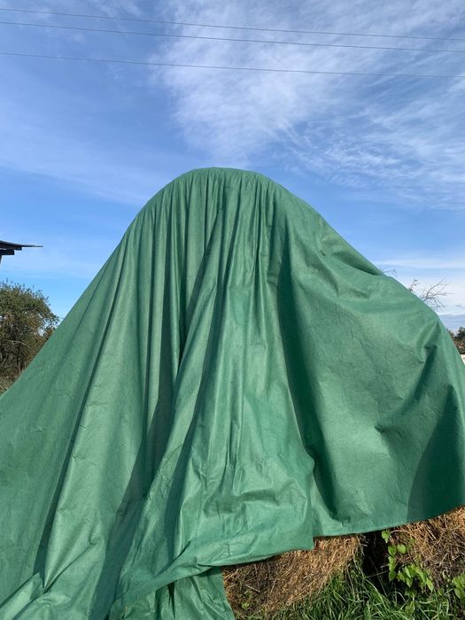 Vând baloți  120/120