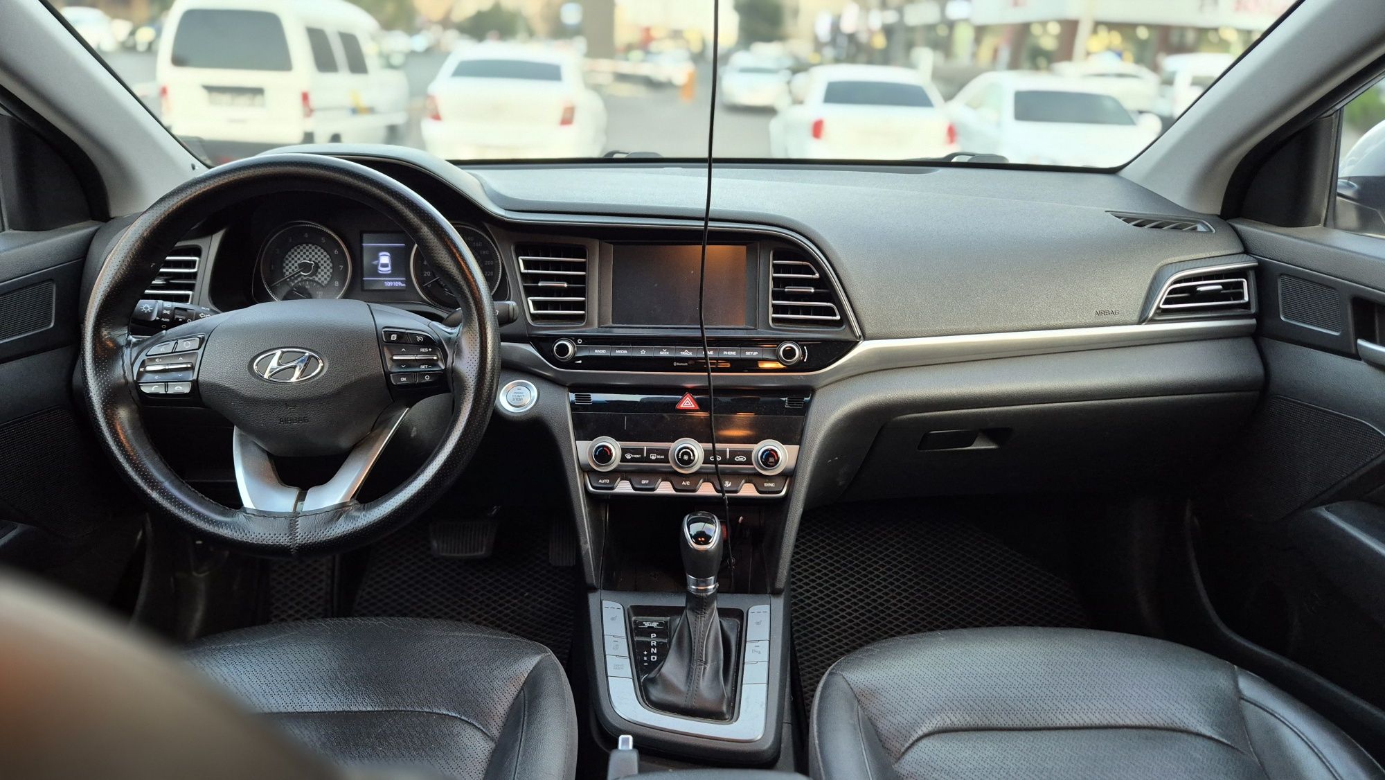 Срочно сотилади!  Hyundai Elantra 2019-года