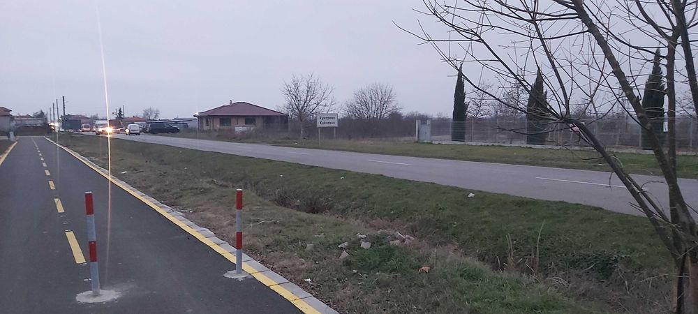 продавам  парцел