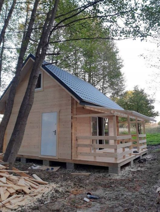 Vand și confecționez cabane din lemn de ce mai buna calitate