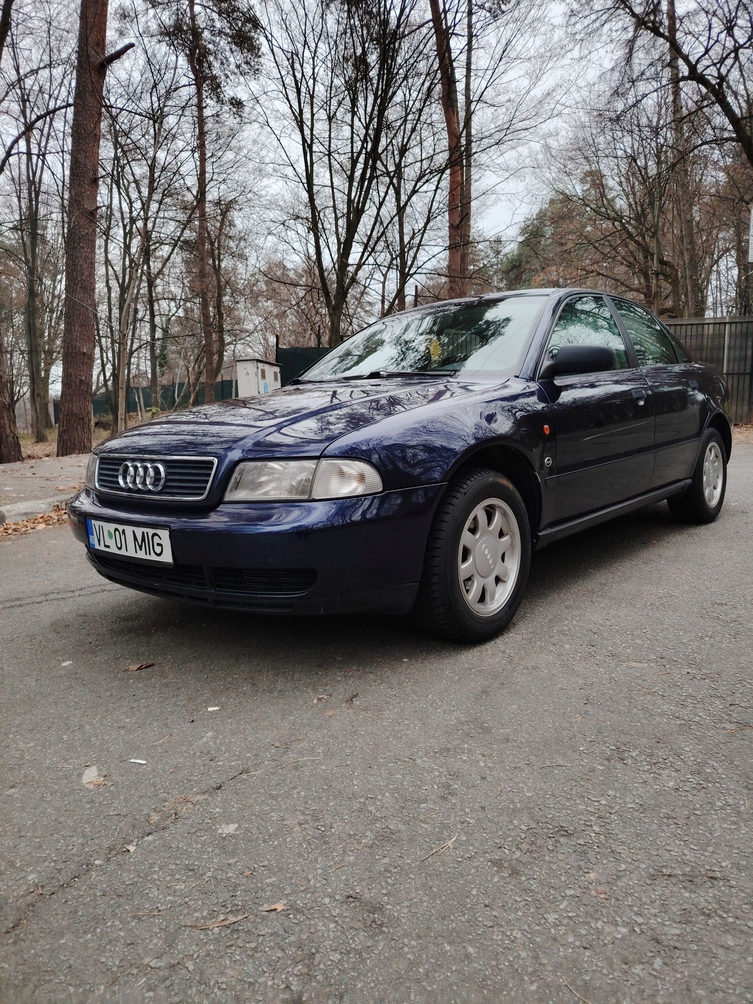 Audi A4 1.6 benzina