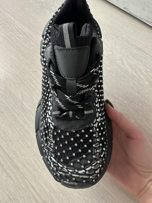 Нови модерни дамски маратонки