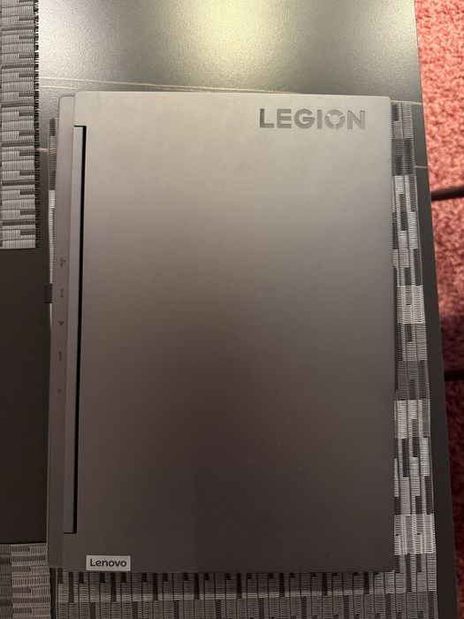 Laptop Lenovo Slim 5 16APH8