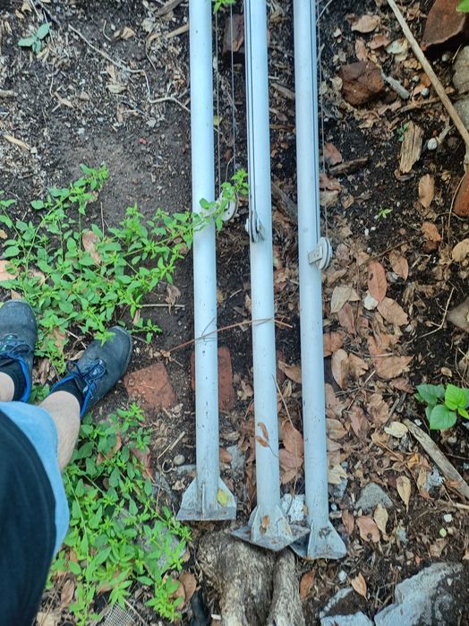 Пилони за знаме или друг рекламен материал