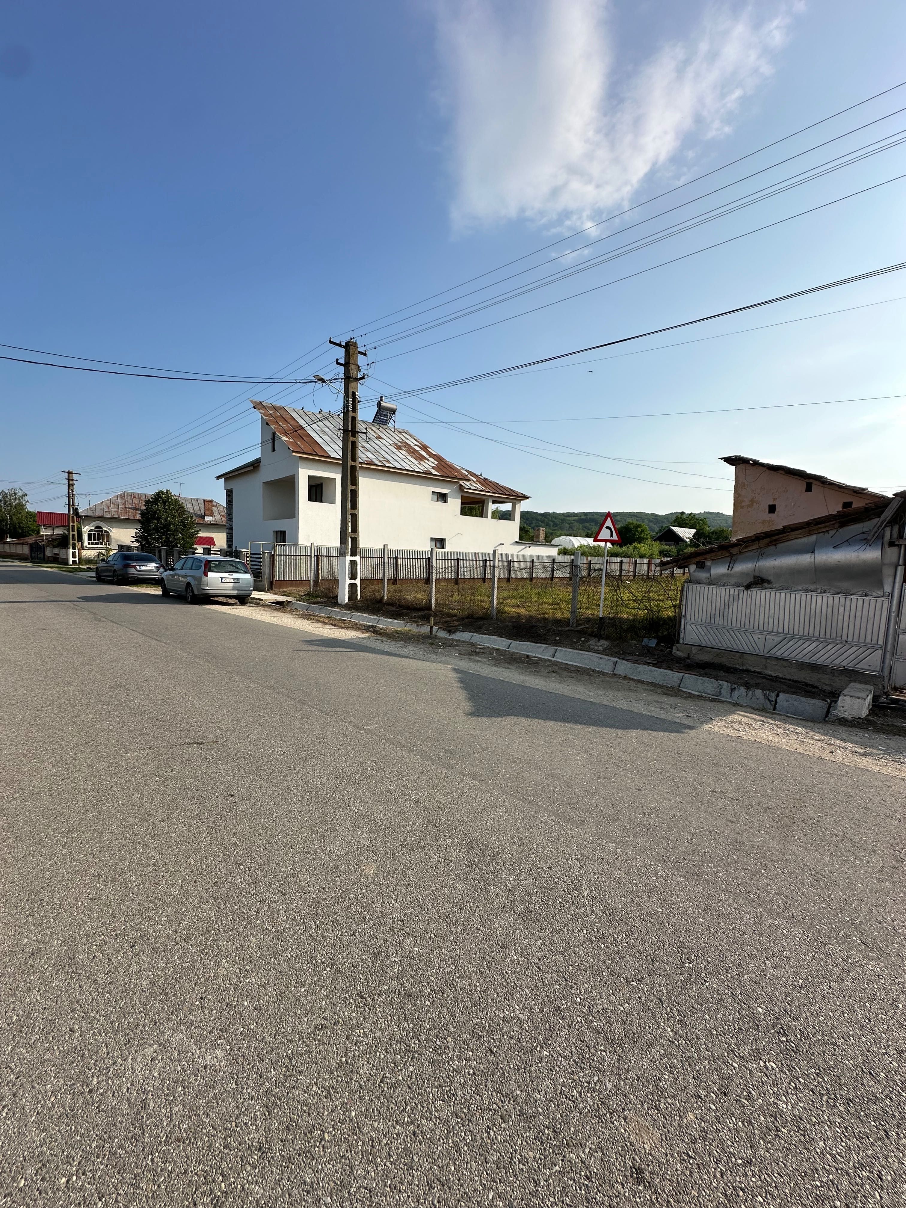 Teren casa Zavideni cu toate utilitatile 80000 lei