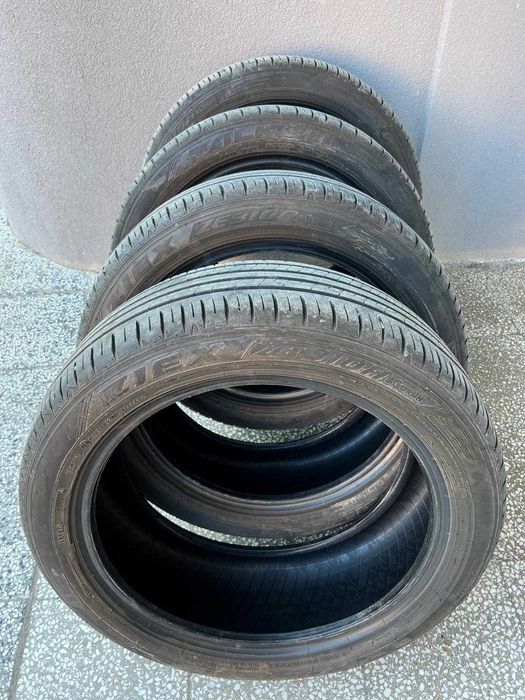 Продавам 4 броя Летни Гуми FALKEN 215 50 18 на 5000 км. ДОТ 11/2024.