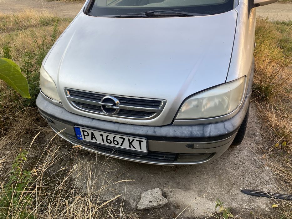 Опел зафира А 1.8 бензин