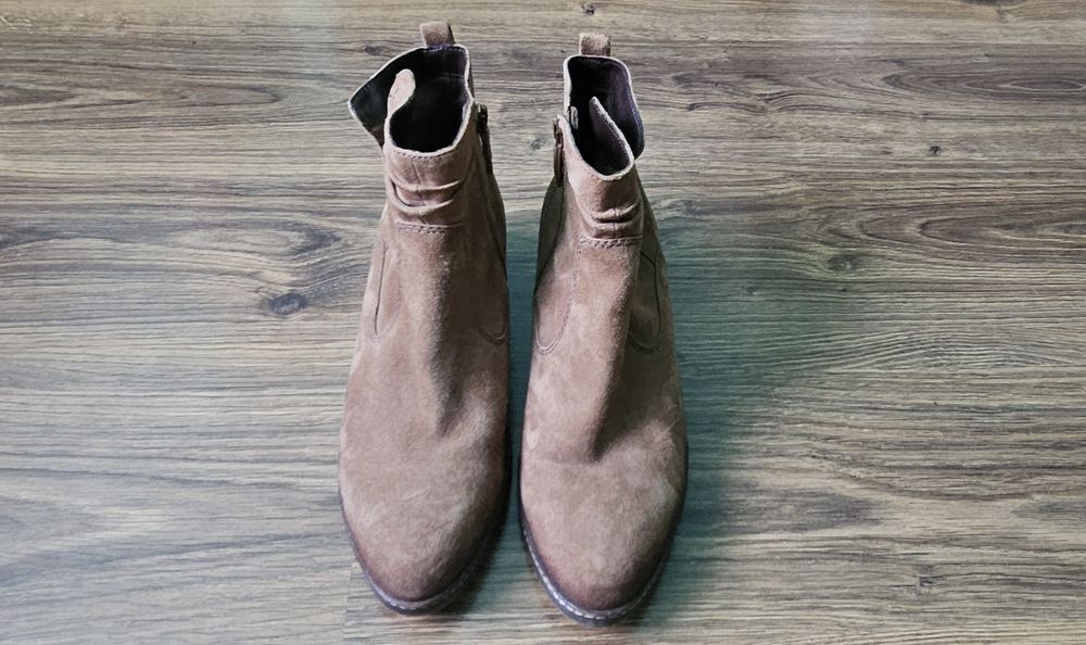 Botine Tamaris piele intoarsa nr 41 nepurtate