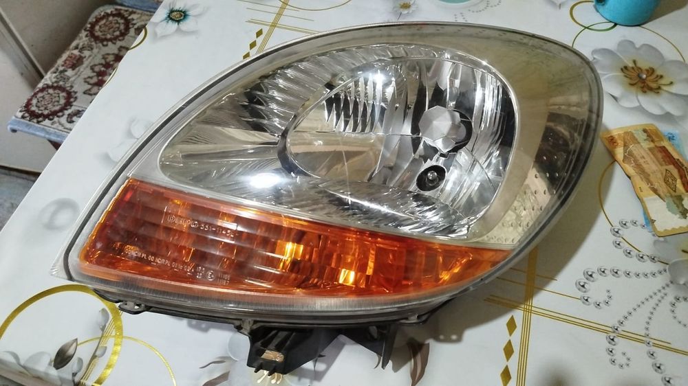 Продам фару на Renault kengoo