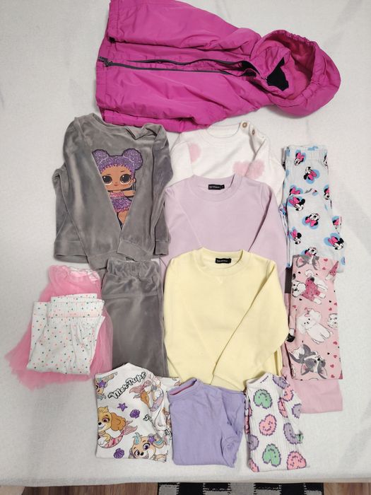 Lot hăinuțe mărimea 110.