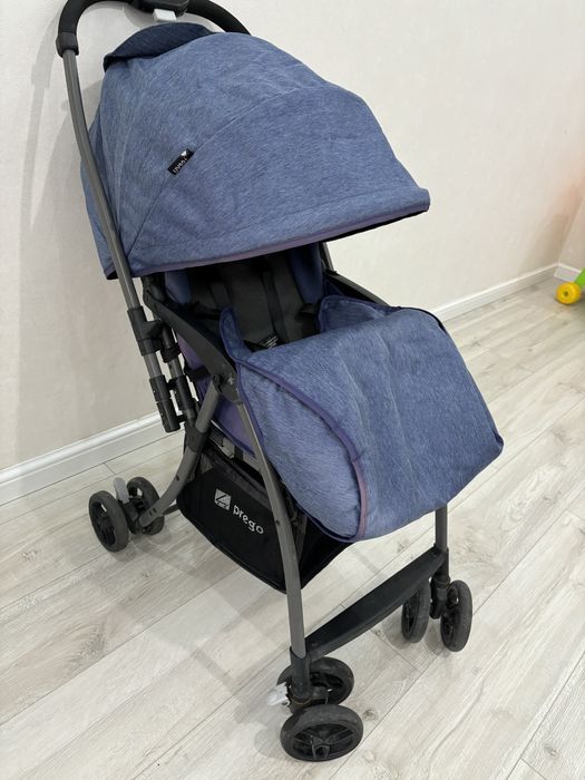 Коляска прогулочная