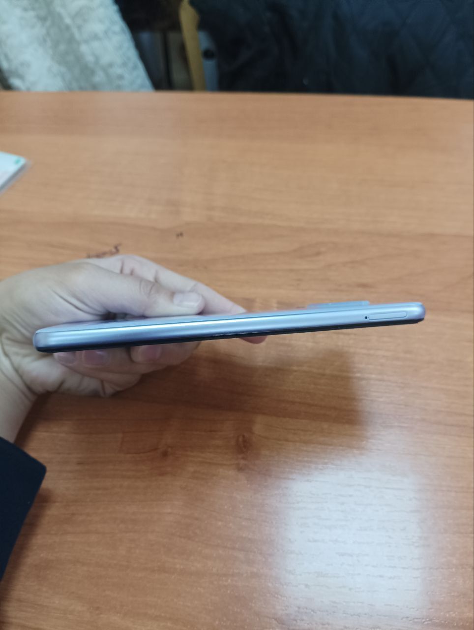 Samsung A22 pamiti 128talik ishlashi yaxshi