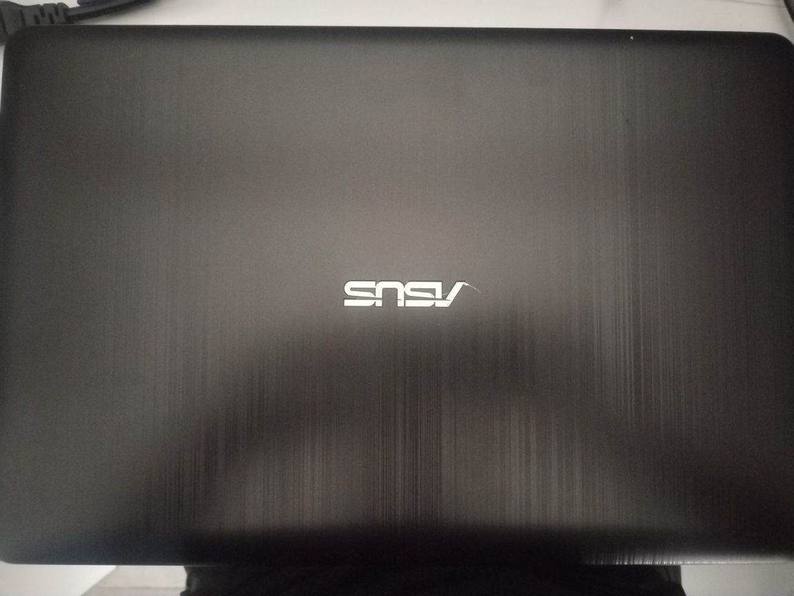 ASUS VivoBook Max X541SA [4gb ddr3 500gb HDD] xolati ideal