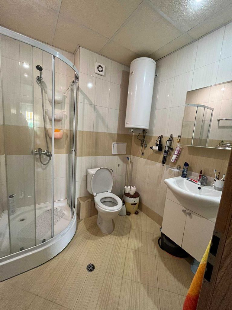 Продава се Тристаен апартамент в к.к. Слънчев бряг - 100 кв.м за 800 €/кв.м - Снимка #2
