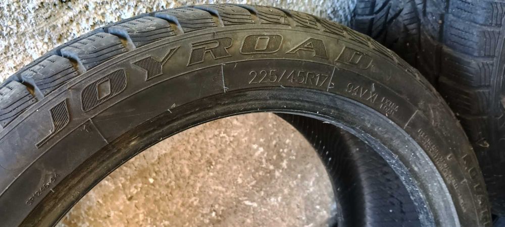 Зимни гуми 225/45/17 Joyroad Winter Rx 808