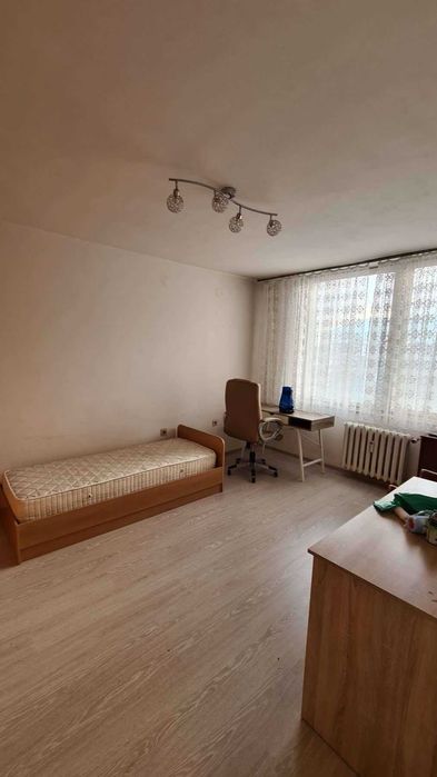 Дава се под наем Тристаен апартамент в София, Младост 1 - 80 кв.м за 648.21 € - Снимка #4