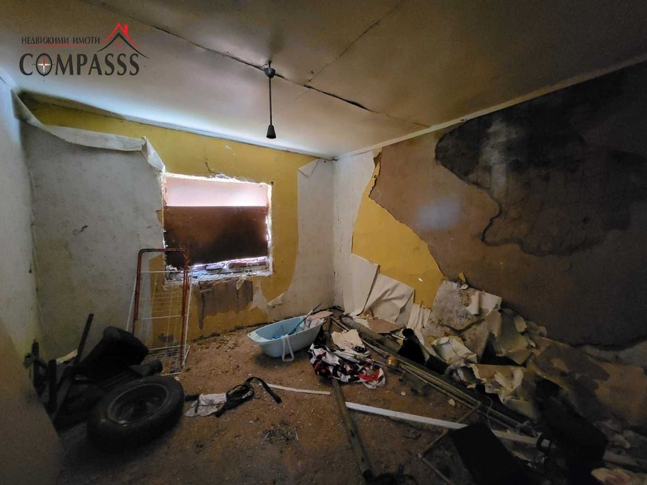 с. Септемврийци, Общ. Каварна, къща с двор – 24030 евро!