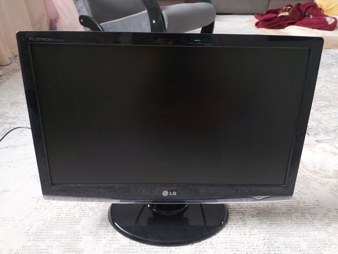 Монитор LG flatron
