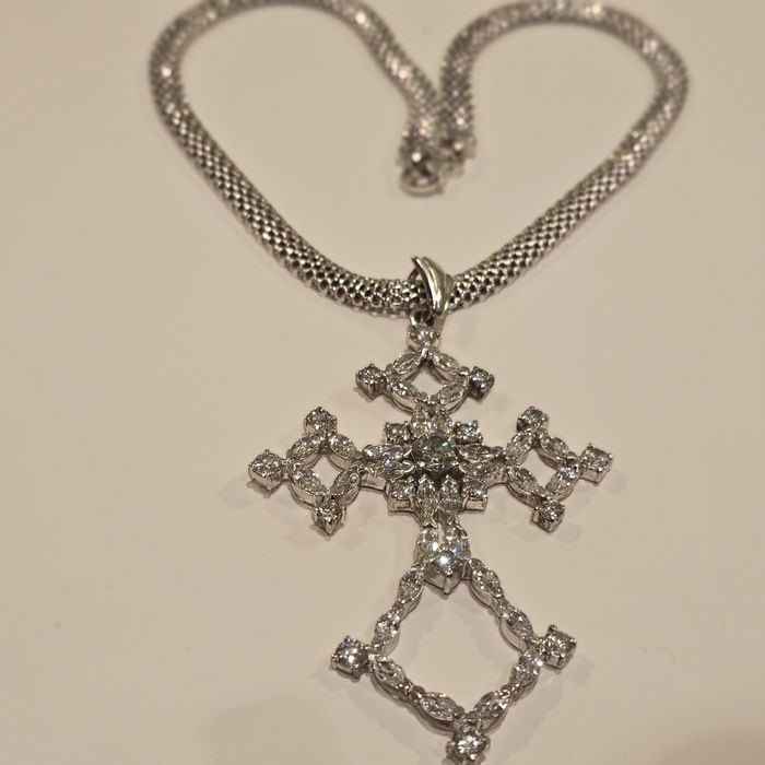 Lant argint masiv medalion cruce cu cristale