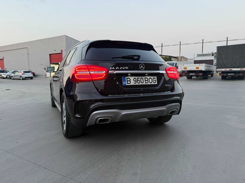 Mercedes-Benz GLA 220 CDI 4MATIC AMG line