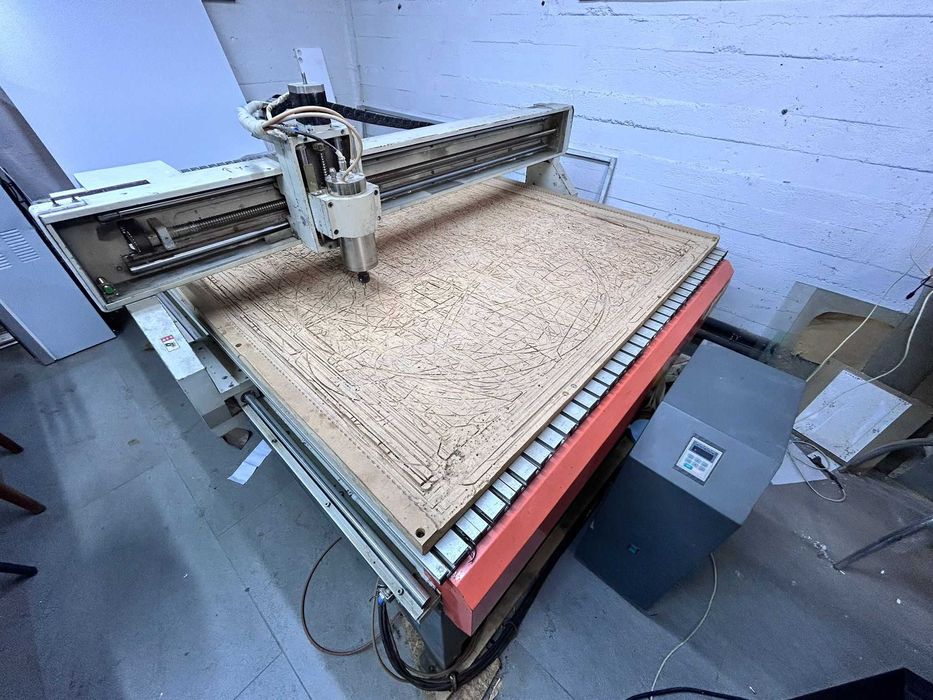 De vanzare Router CNC 1218