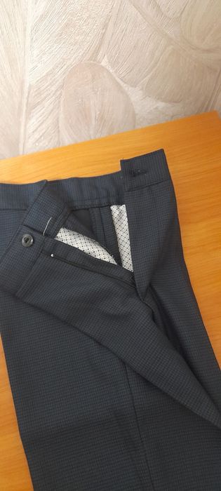 Брюки школьные новые для мальчика