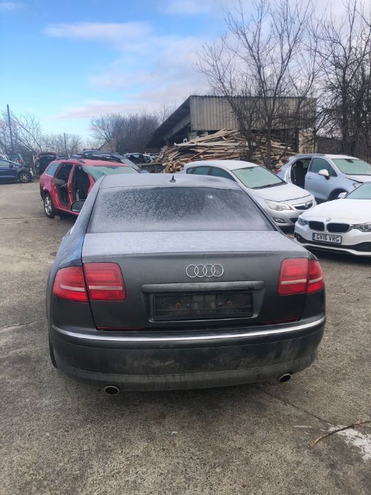 Dezmembrez Audi A8 3.0 facelift 2010 cod motor ASB