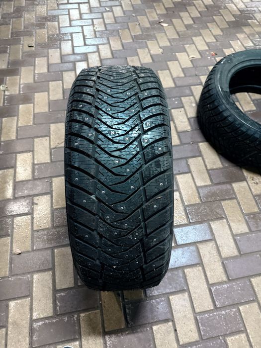 Продам новые зимние шины YOKOHAMA