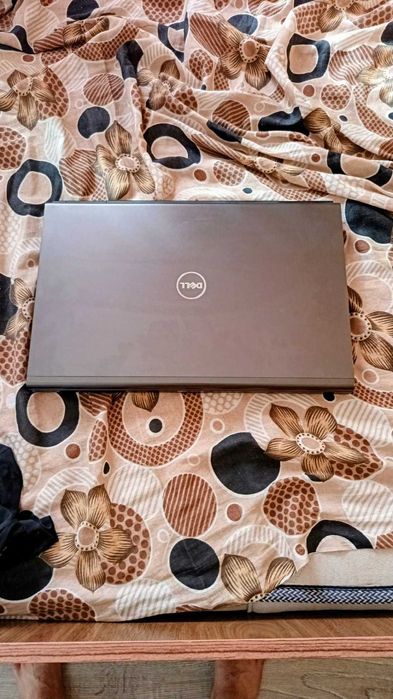 Лаптоп делл 6700