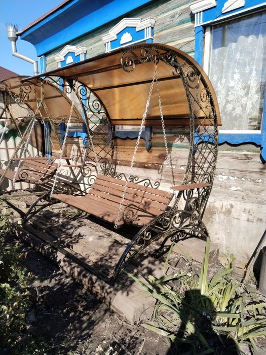 Качели садовые, беседки, скамейки