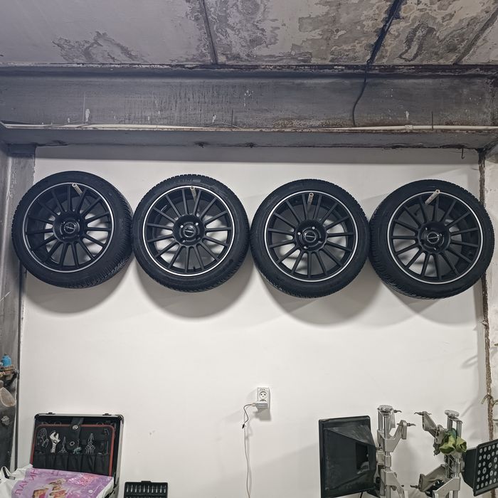 Диски 17r с  шинами