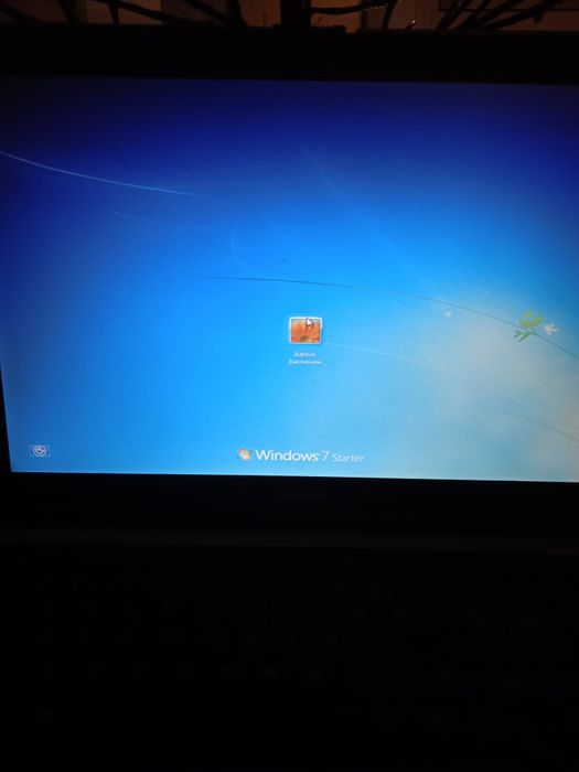 Лаптоп Тошиба  2гб рам