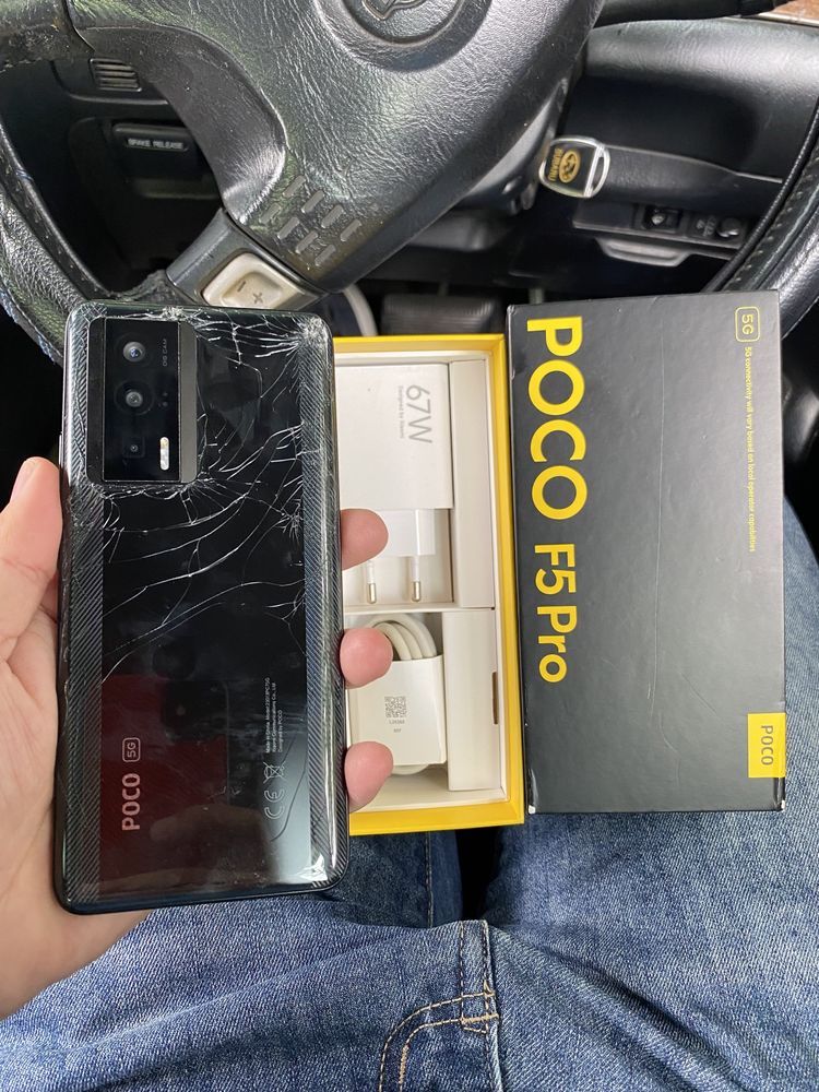 Poco F5 pro 5G.  12/512