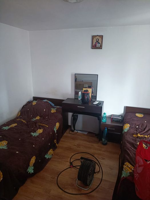 Casa la curte - judetul Giurgiu