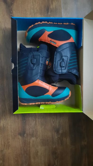 БОТИНКИ сноубордические 44 размер