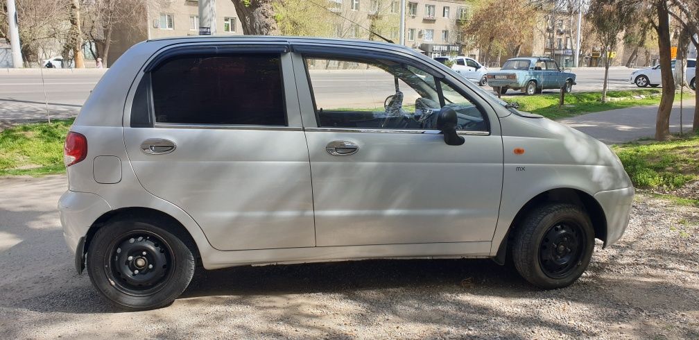 Матиз сотилади. Срочно. Холати аъло