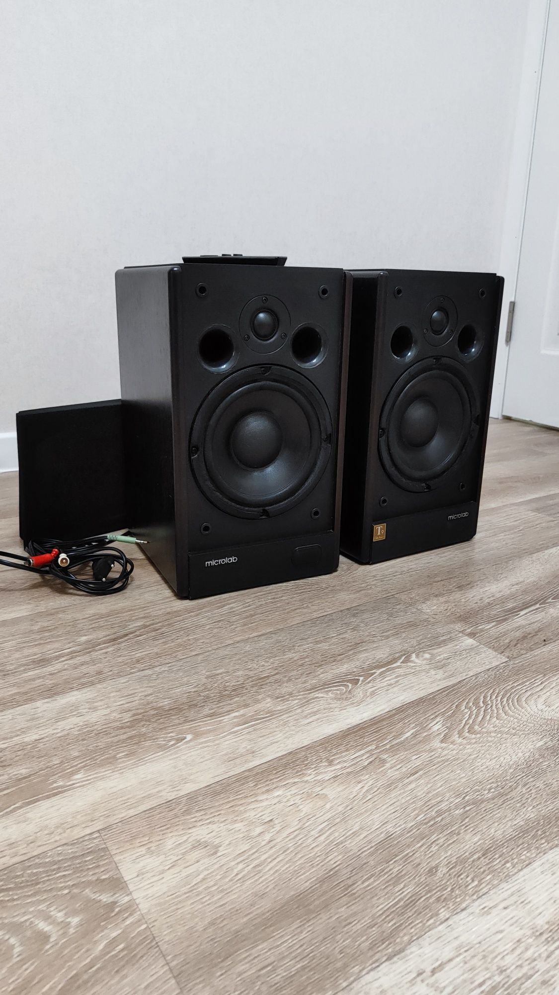 Продам Microlab solo 6c