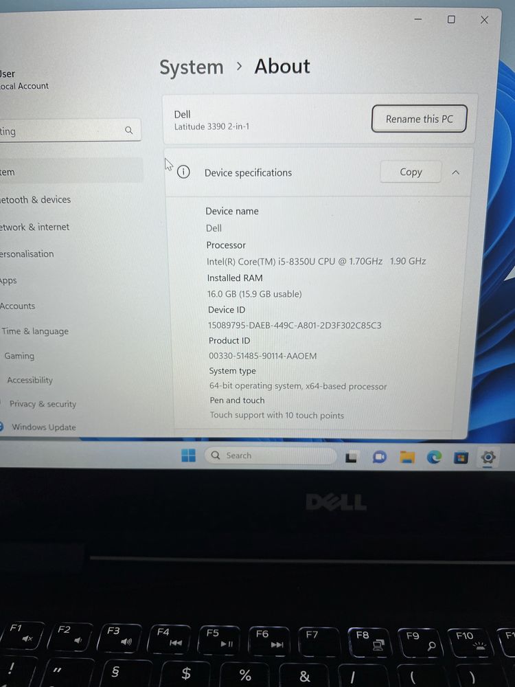 Laptop 2-in-1 Dell Latitude 3390,  i5-8350U 16GB imprcabil