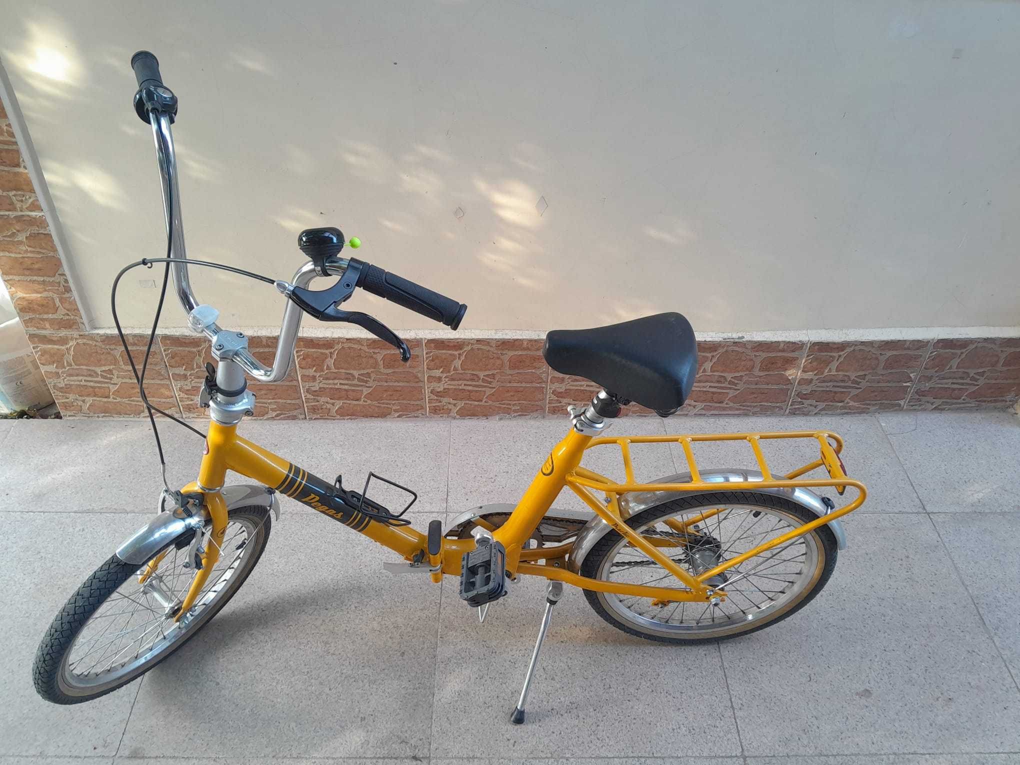 Bicicleta Pegas aproape noua