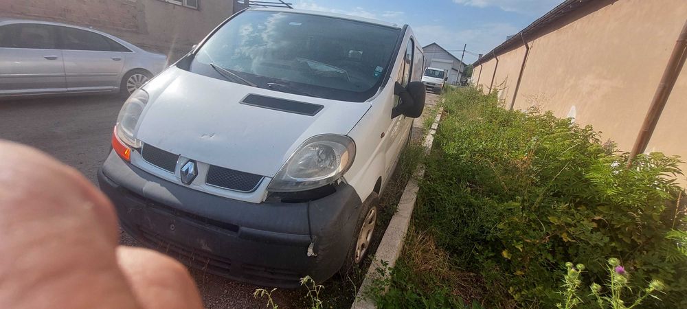 Renault Trafic 1,9 dci , Рено Трафик на части!
Май 2003