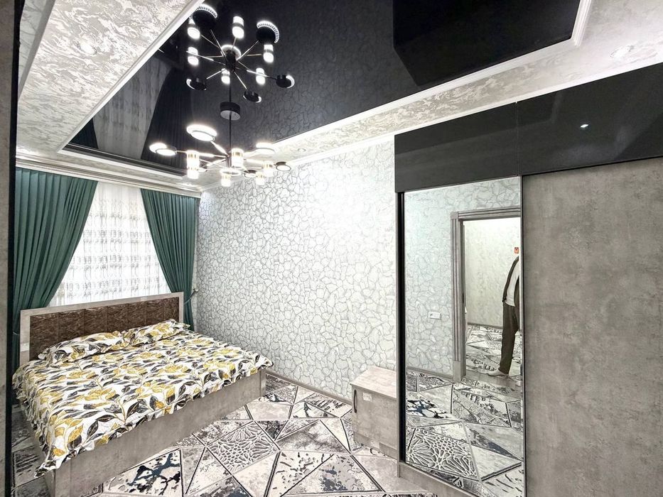 2 xonali kvartira sotiladi