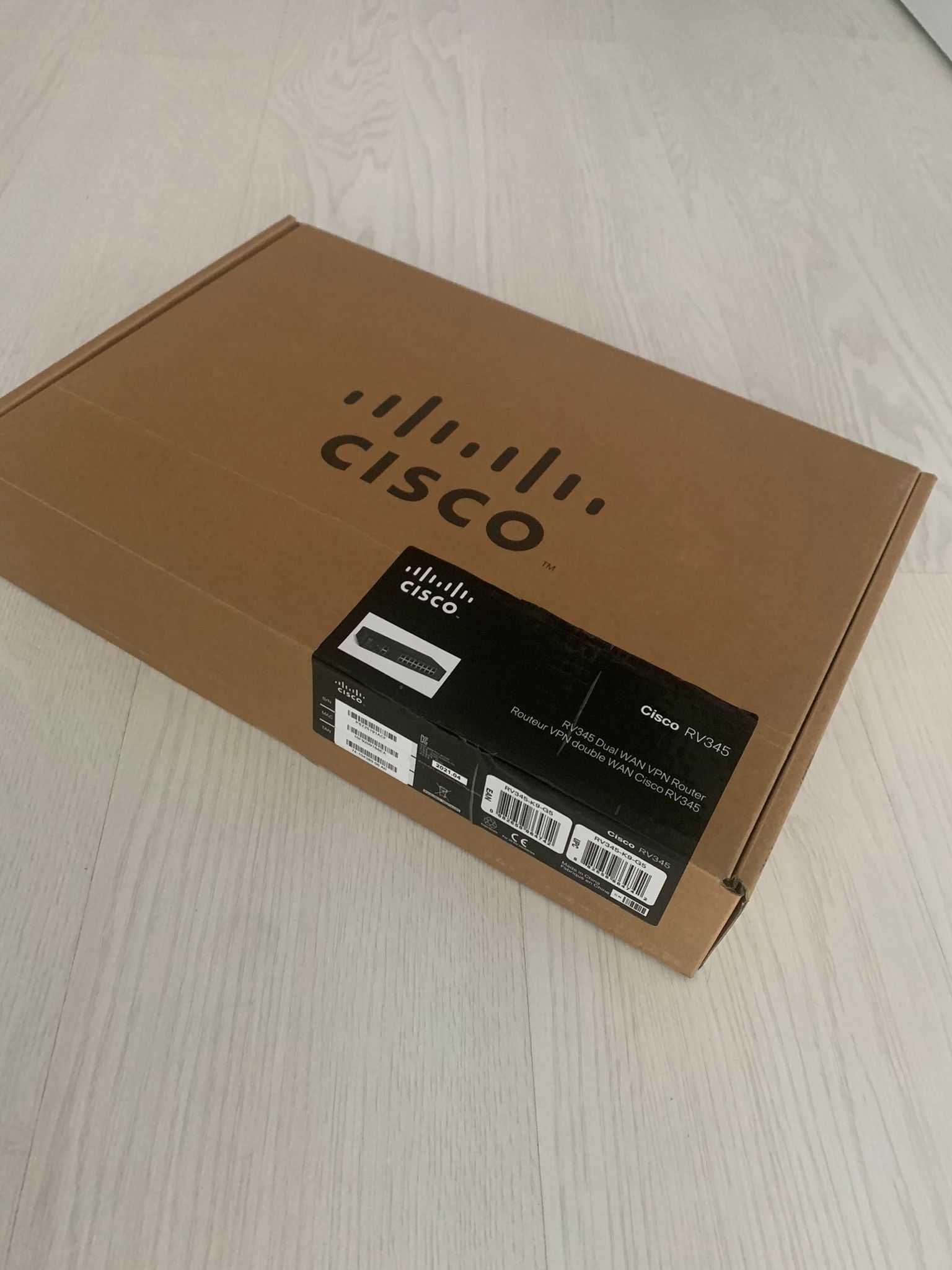 Router Cisco RV345, 16x LAN